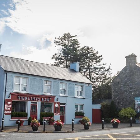 Herlihy'S, Half-Way-House Фарранфор Экстерьер фото